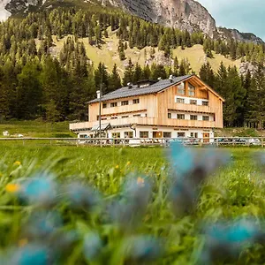 Aparthotel Alpenrose, Misurina